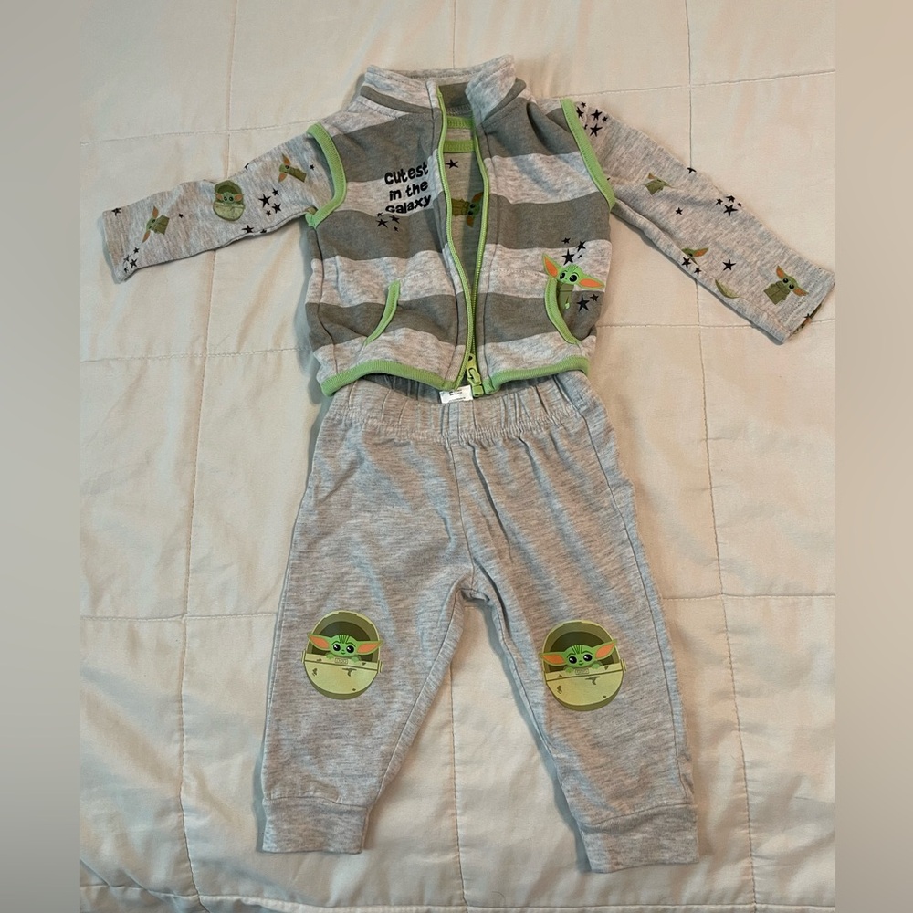Star Wars Baby Yoda 6-9 month old outfit set